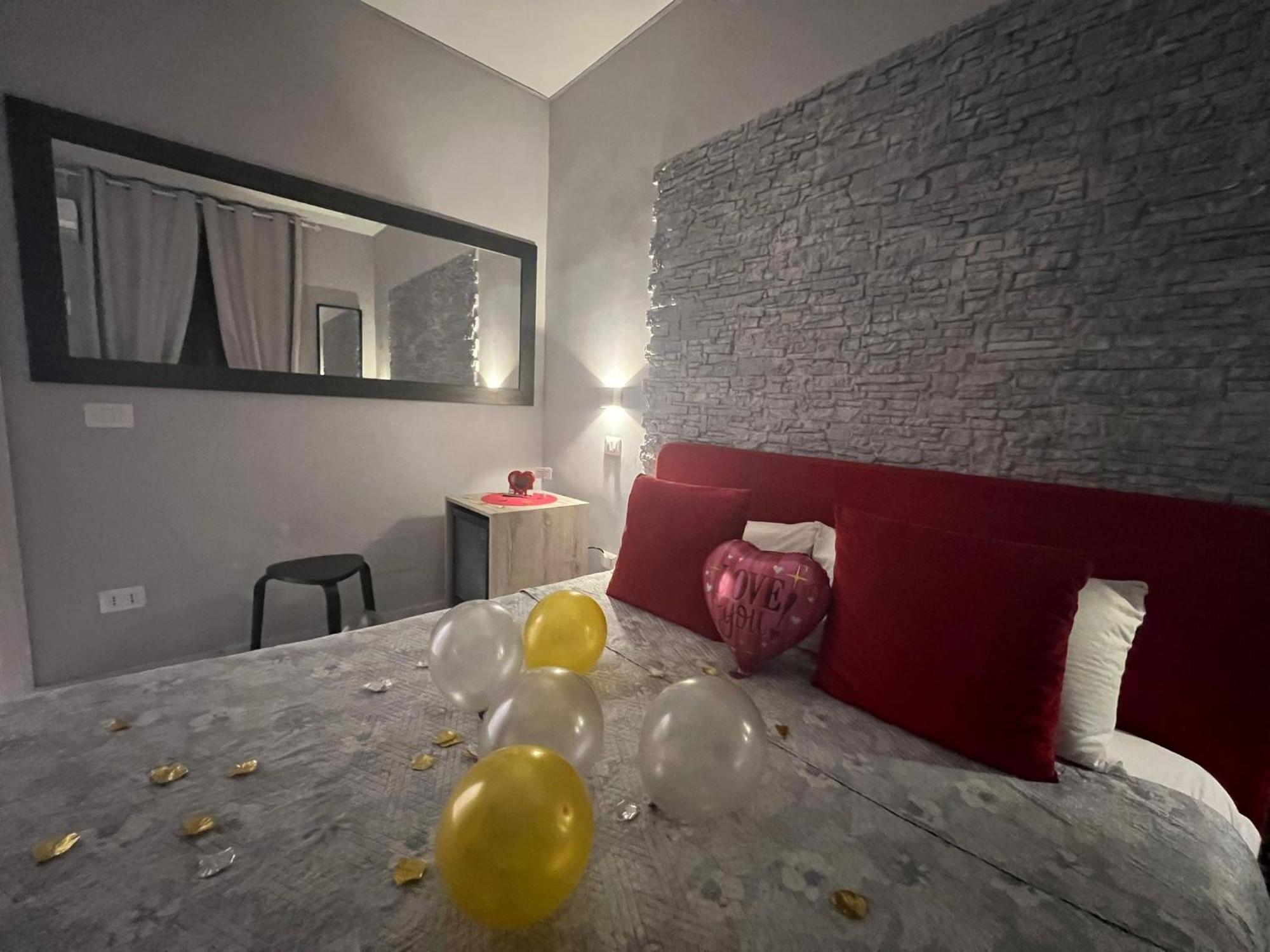 B&B Alla Stazione เนเปิลส์ ภายนอก รูปภาพ