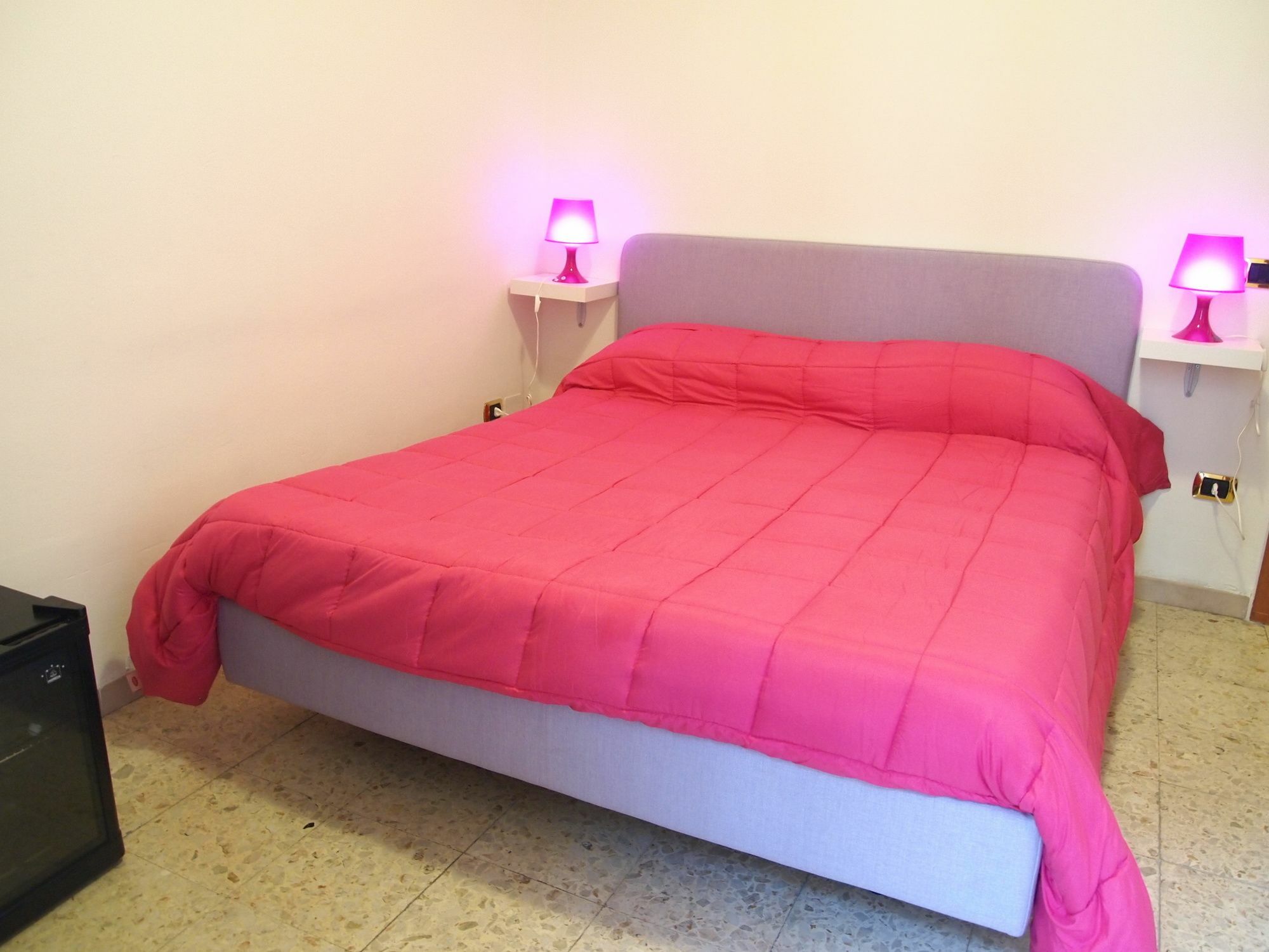 B&B Alla Stazione เนเปิลส์ ภายนอก รูปภาพ
